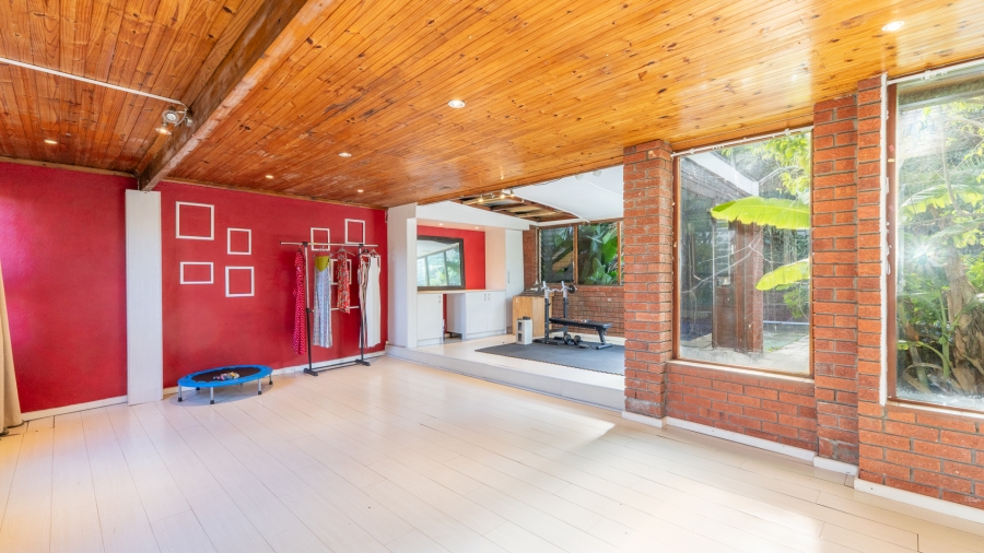 4 Bedroom Property for Sale in Loevenstein Western Cape